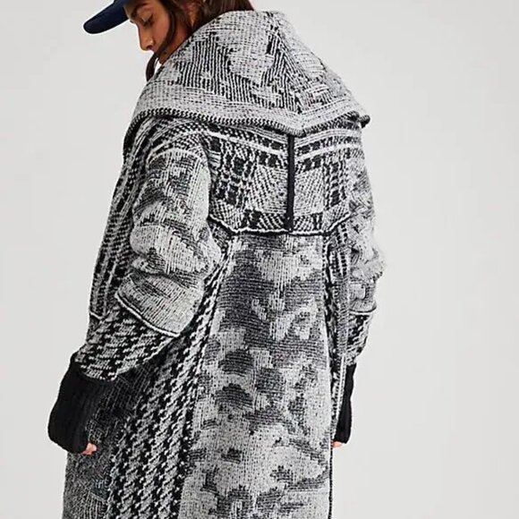 Free People Sweaters - Free People  harlow cardigan